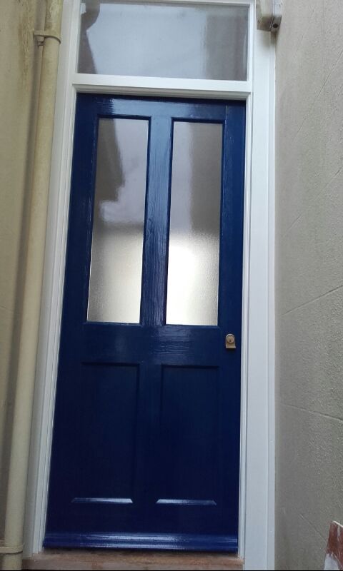Sash window
